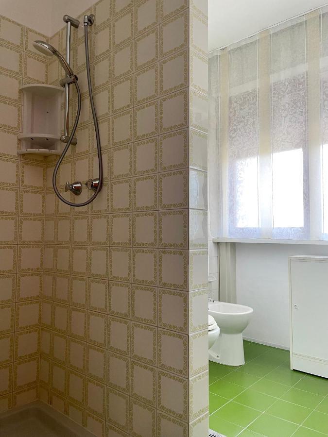 Condominio Centrale 104 Линяно Сабиадоро Екстериор снимка