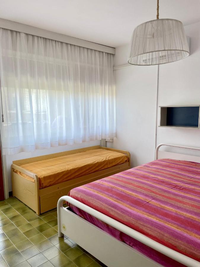 Condominio Centrale 104 Линяно Сабиадоро Екстериор снимка